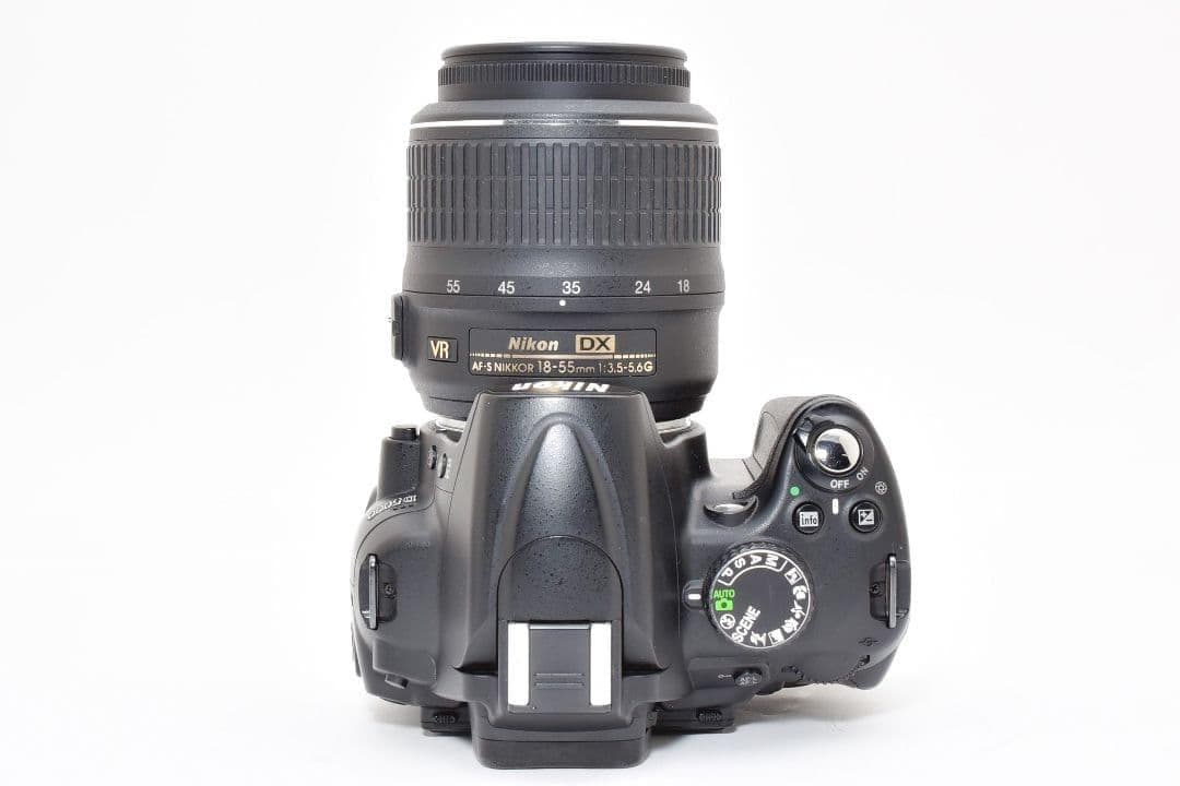 高画質✨ニコン D5000✨シングルレンズ✨初心者◎ 可動式モニター 一眼レフ