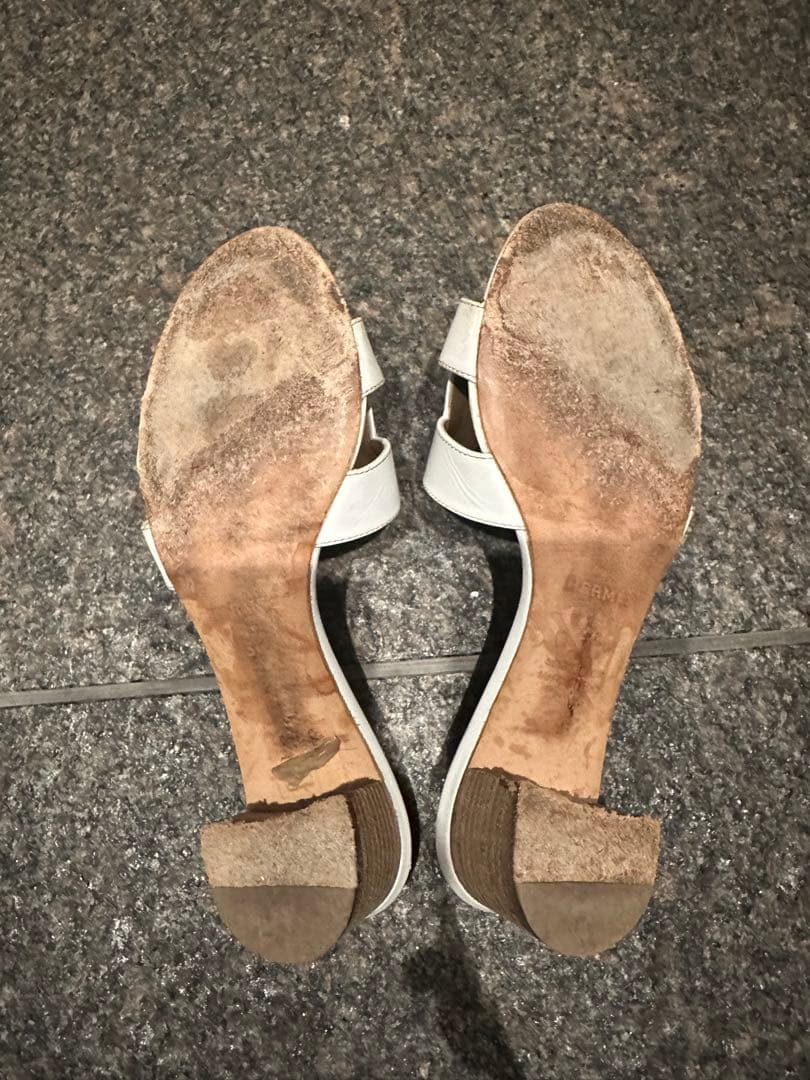 エルメスホワイト オープントゥ ミュール