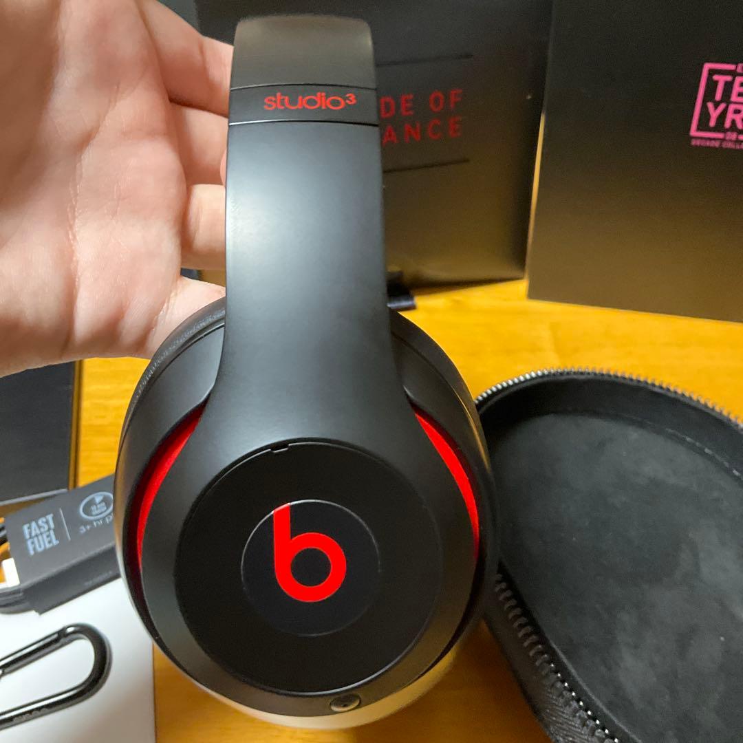 Beats studio3 ワイヤレスヘッドホン ブラック/レッド