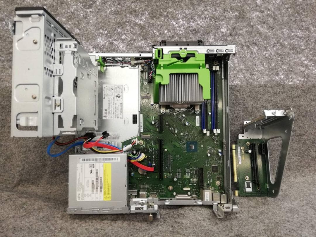 FUJITSU ESPRIMO D588/T Core i5 8500 超速!!