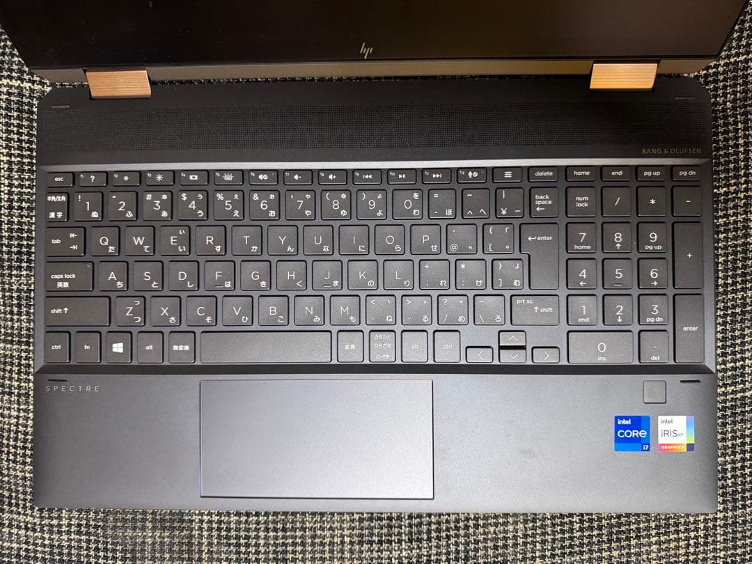 HP Spectre ノートPC Core i7 180時間未満　液晶ムラ有