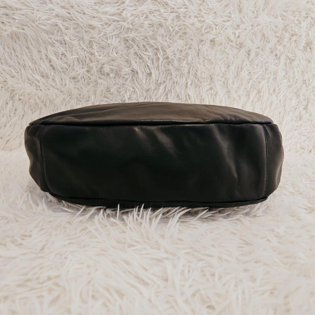 russet ラシット ソフトレザー ラウンド ビッグショルダ ーバッグ 肩掛け