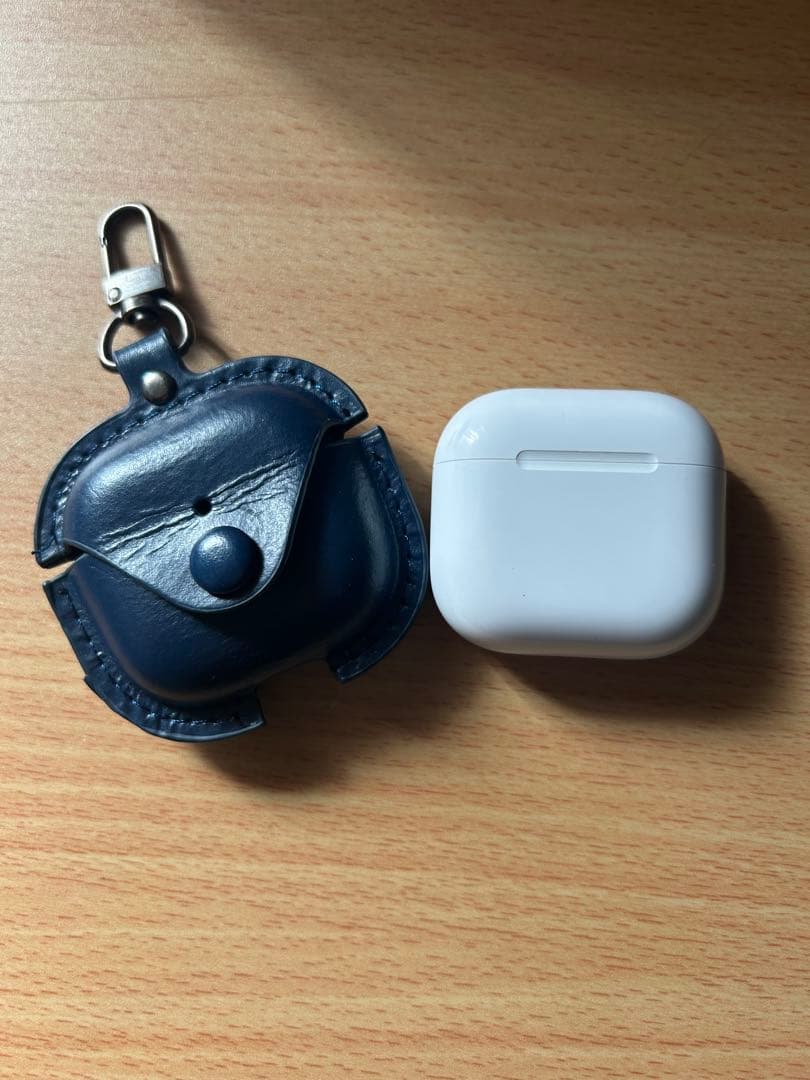 AirPods4 （第4世代） アクティブノイズキャンセリング付き本体 ケース付