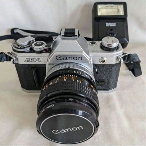 CANON　キャノン　フィルム一眼レフカメラ　AE-1　1976年　ジャンク品