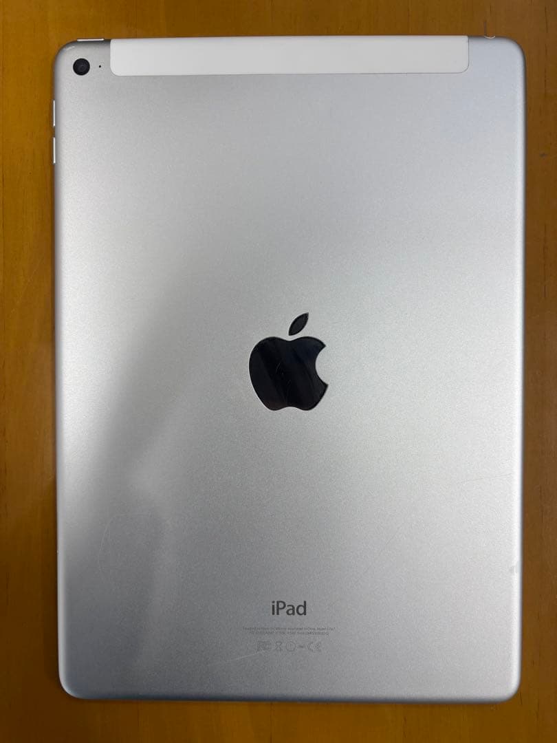Apple iPad Air 2 シルバー 本体　128GB