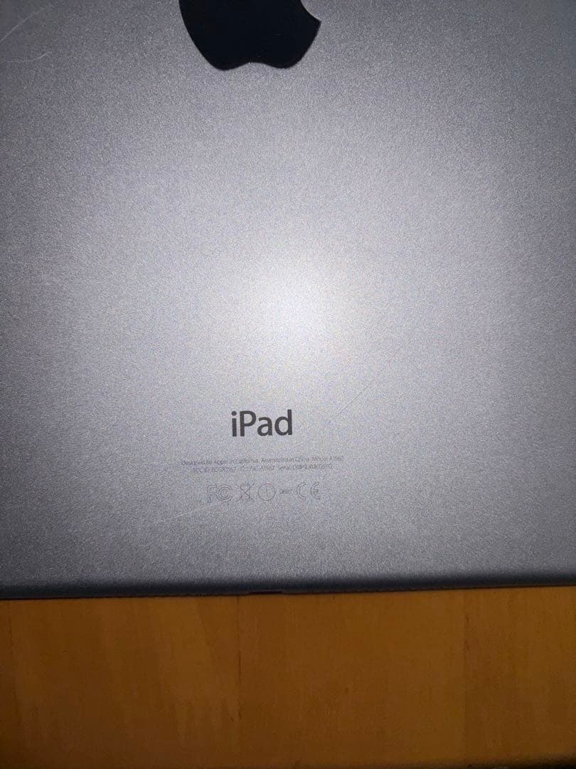 Apple iPad Air 2 シルバー 本体　128GB