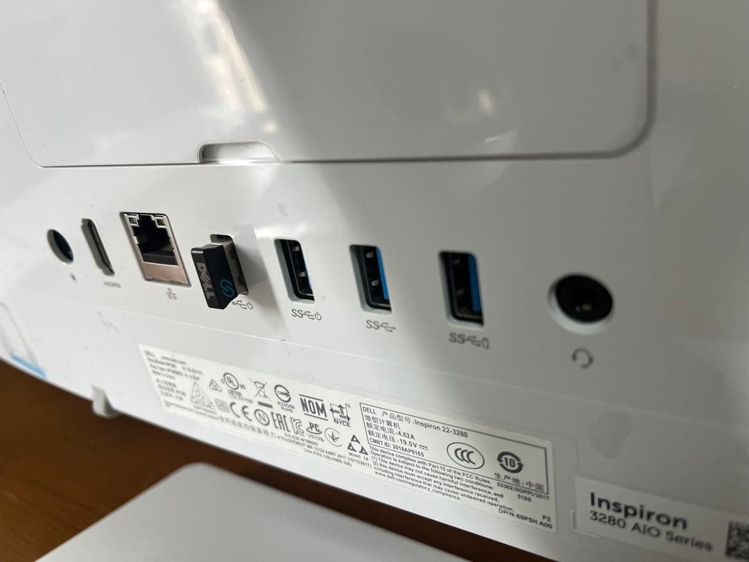 Windowsデスクトップ DELL Inspiron 22 3000