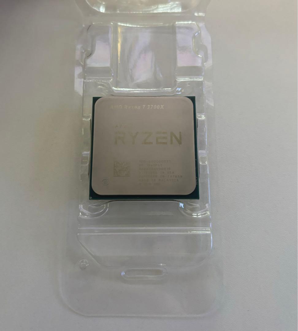 CPU AMD RYZEN 7 3700X CPU