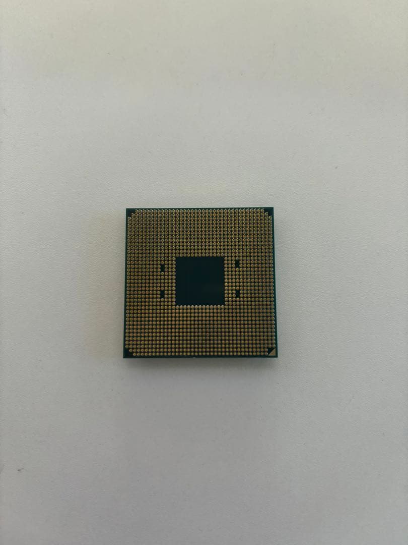 CPU AMD RYZEN 7 3700X CPU