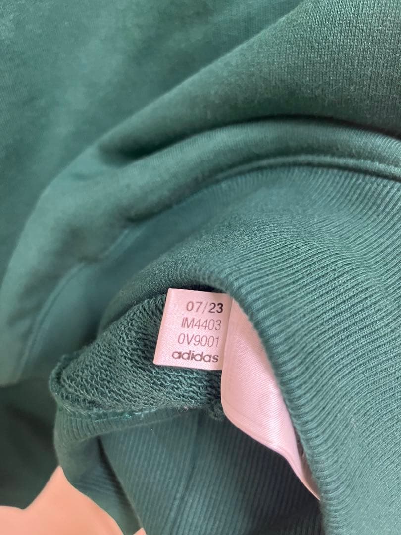 adidas アディカラー コンテンポ フレンチテリー セットアップ