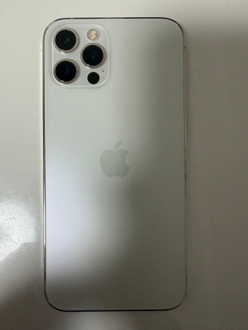 C*m様 iPhone12pro256GB