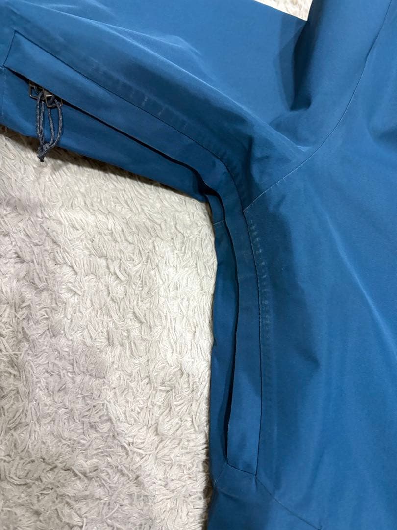 『極上』Patagonia ゴアテックス メンズスキーウェアLサイズ 上下セット