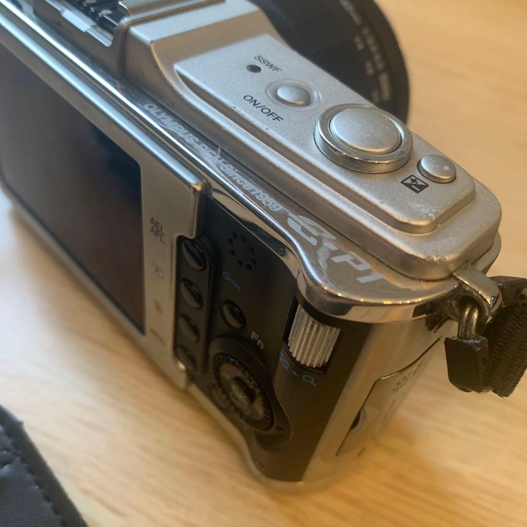 OLYMPUS PEN E-P1 ミラーレスカメラ