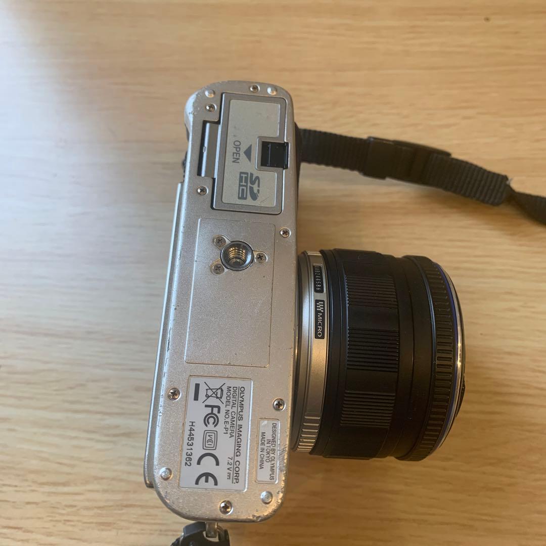 OLYMPUS PEN E-P1 ミラーレスカメラ