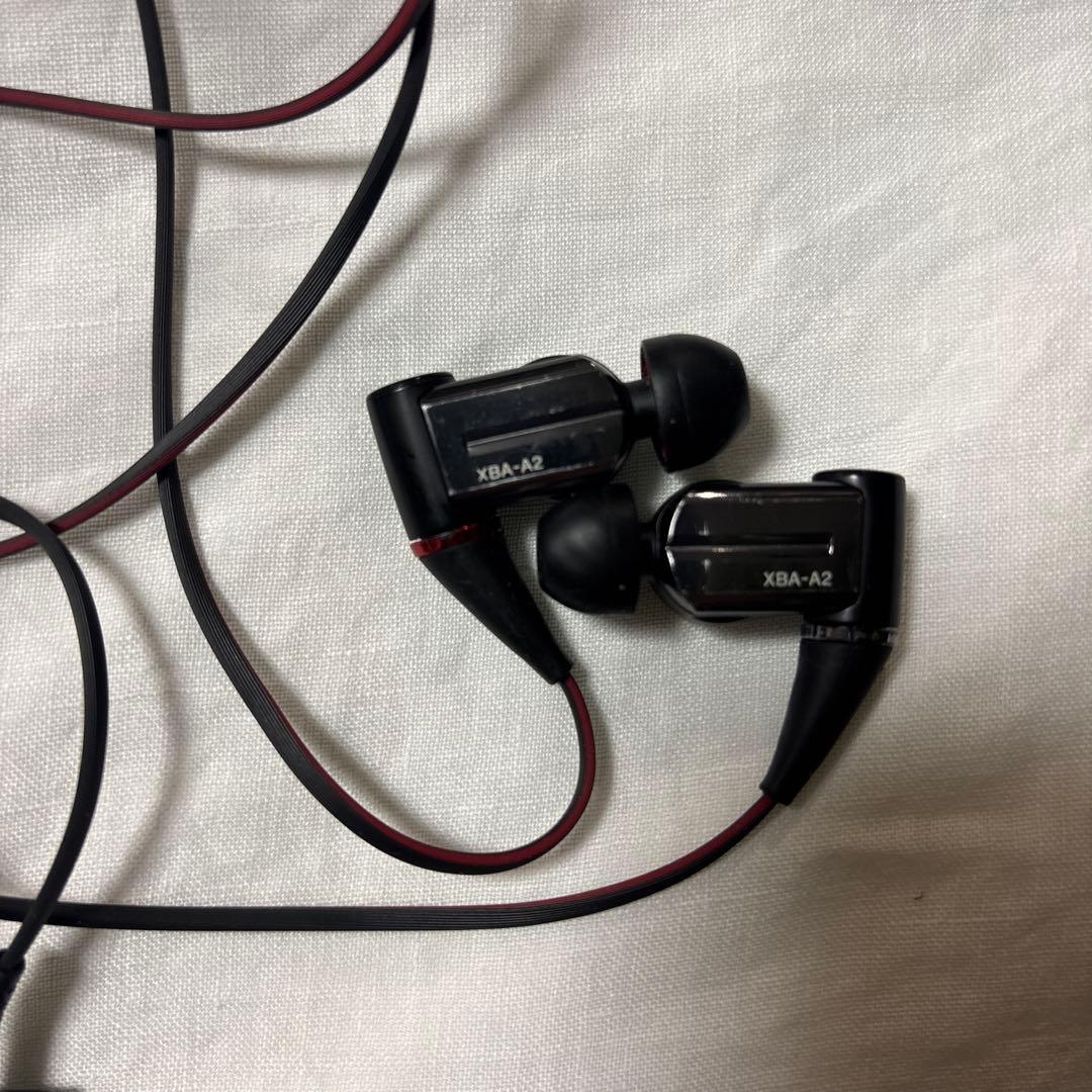 ソニー　SONY XBA-A2 有線イヤホン ブラック/レッド