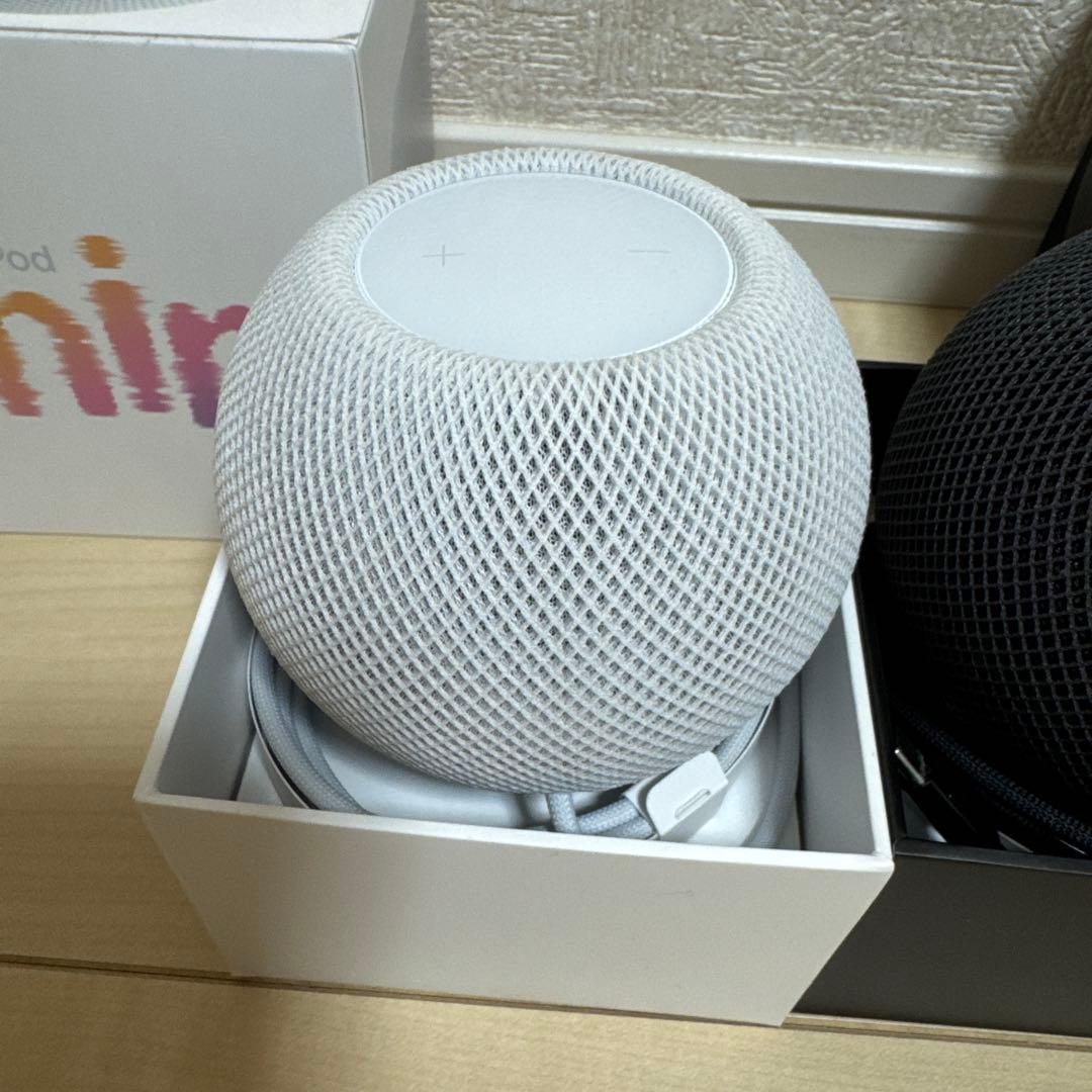 Apple Pod mini 黒 白　2個セット