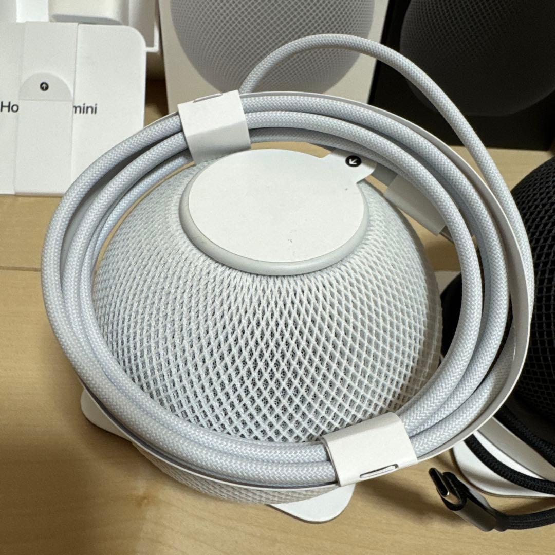 Apple Pod mini 黒 白　2個セット