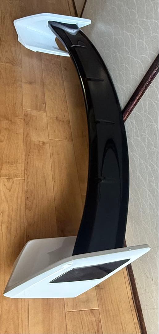 トヨタ 30系プリウス ZVW30 リアスポイラー 塗装済 白×黒