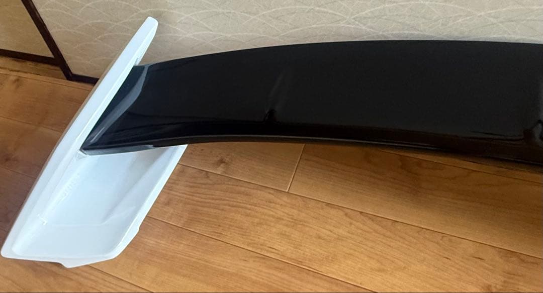 トヨタ 30系プリウス ZVW30 リアスポイラー 塗装済 白×黒