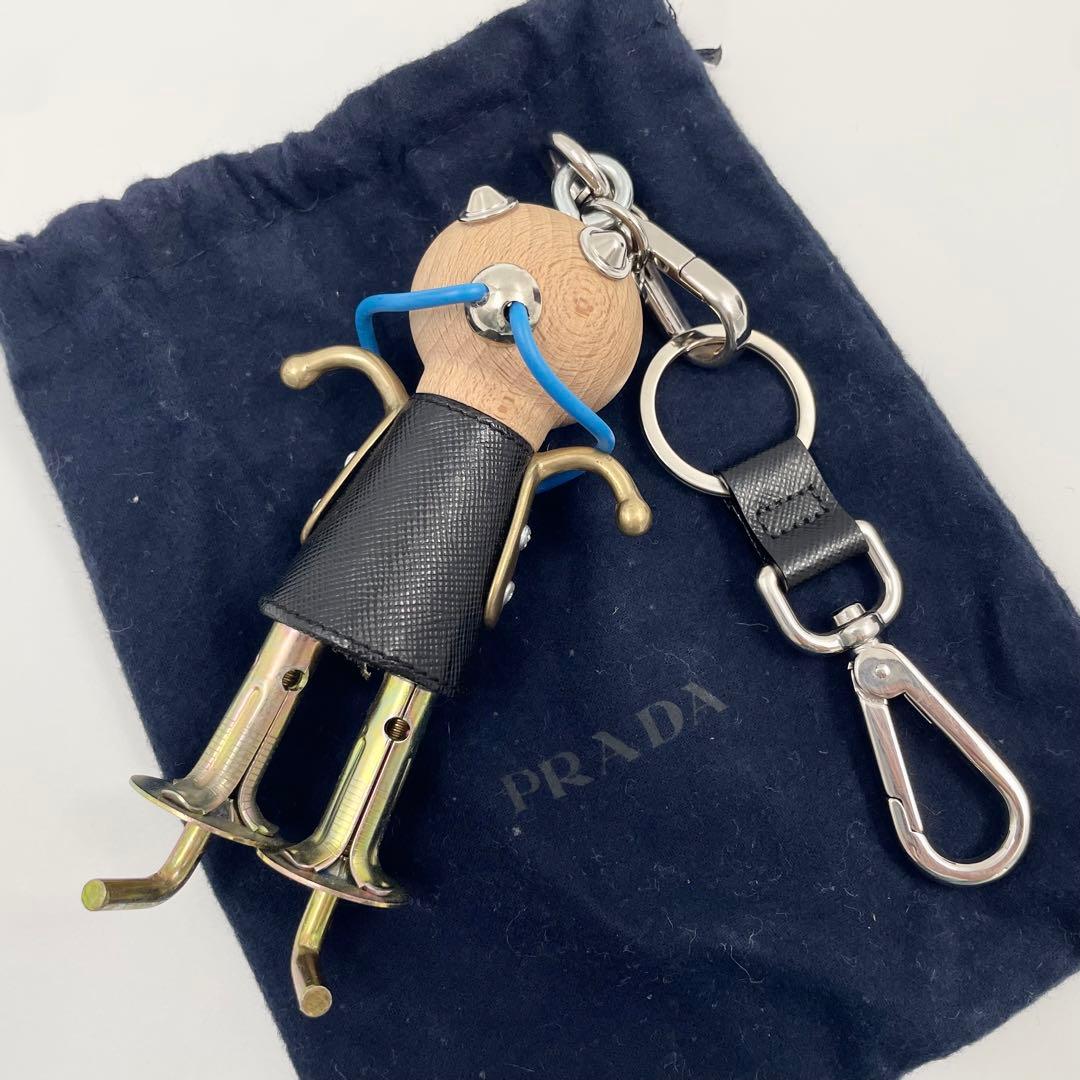 【✨極美品 付属品付】 プラダ キーホルダー ロボット ウッド調 サフィアーノ