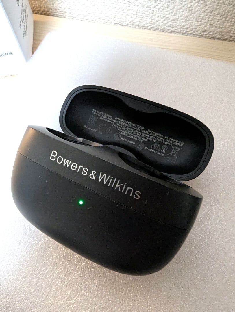 イヤホン Bowers & Wilkins PI8 Anthracite Black