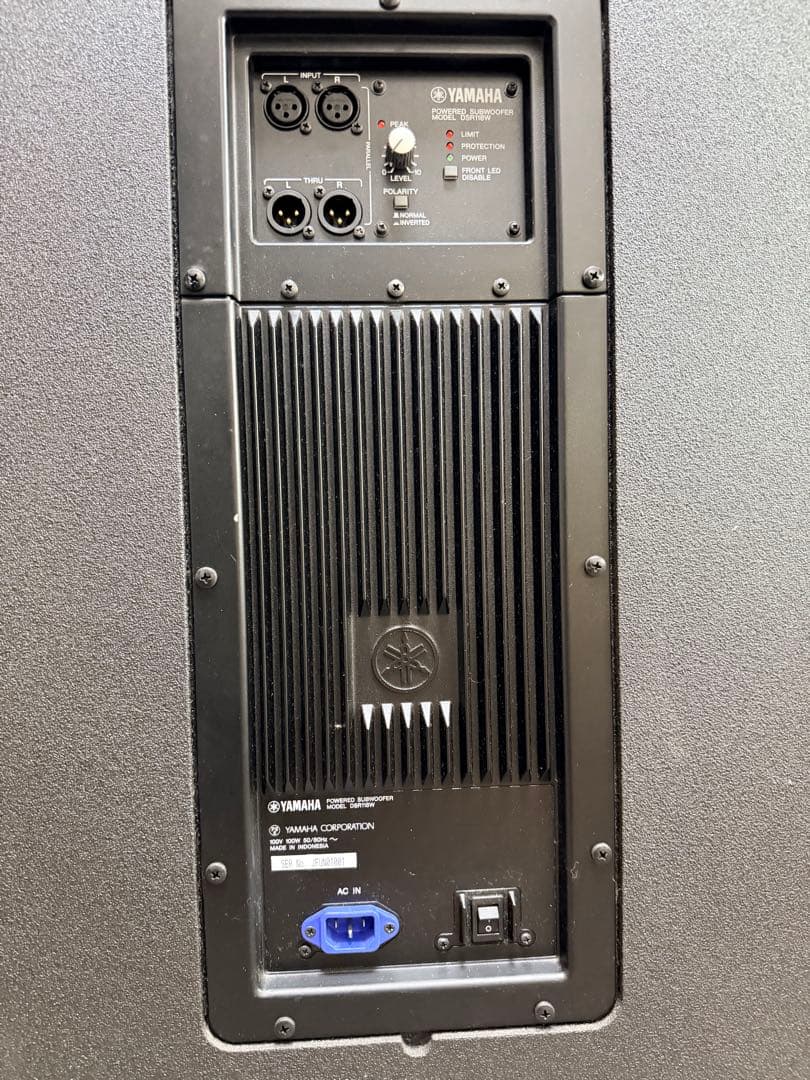 Yamaha DSR118W Powered Subwoofer,動作確認済み