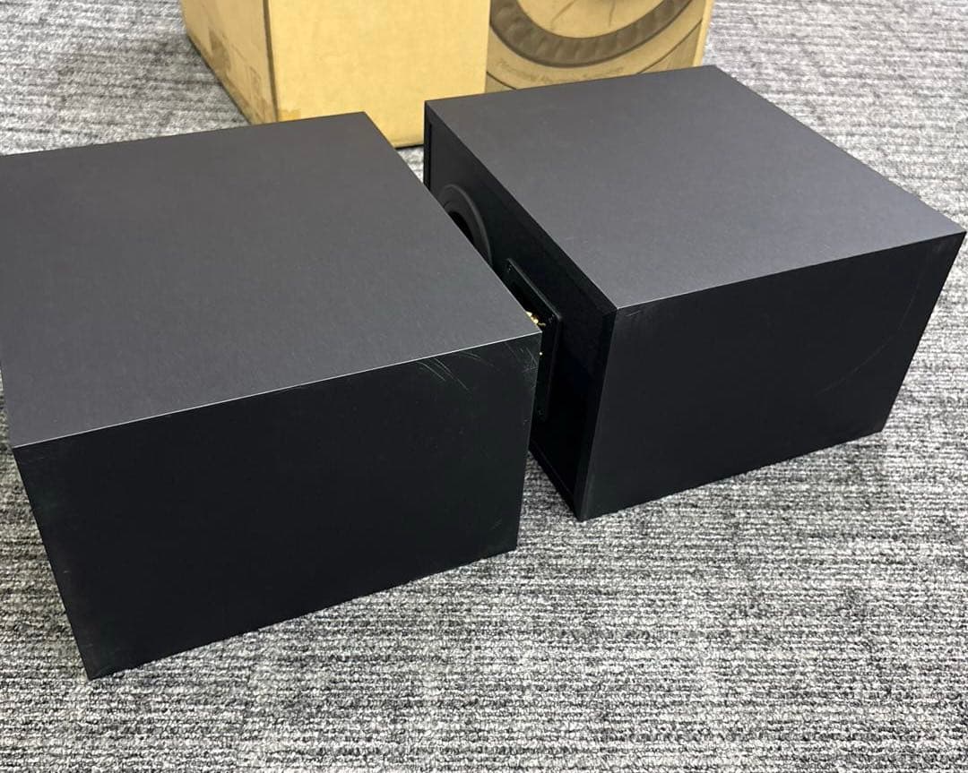 KEF Q1 スピーカー