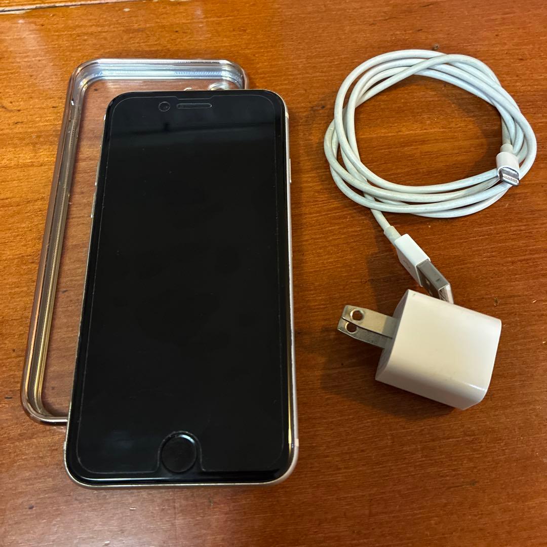 Apple iPhone SE 第3世代 本体