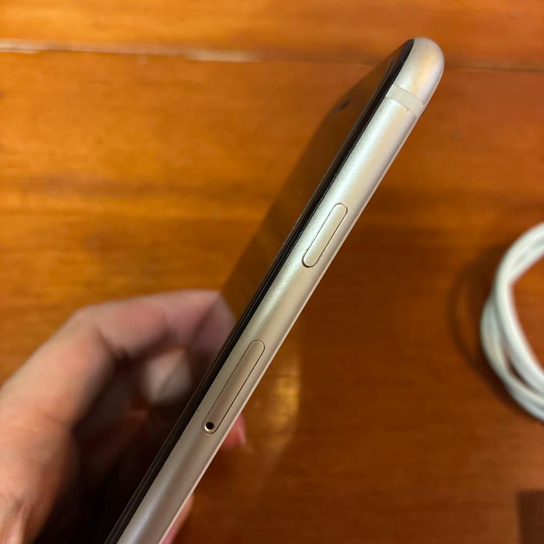 Apple iPhone SE 第3世代 本体