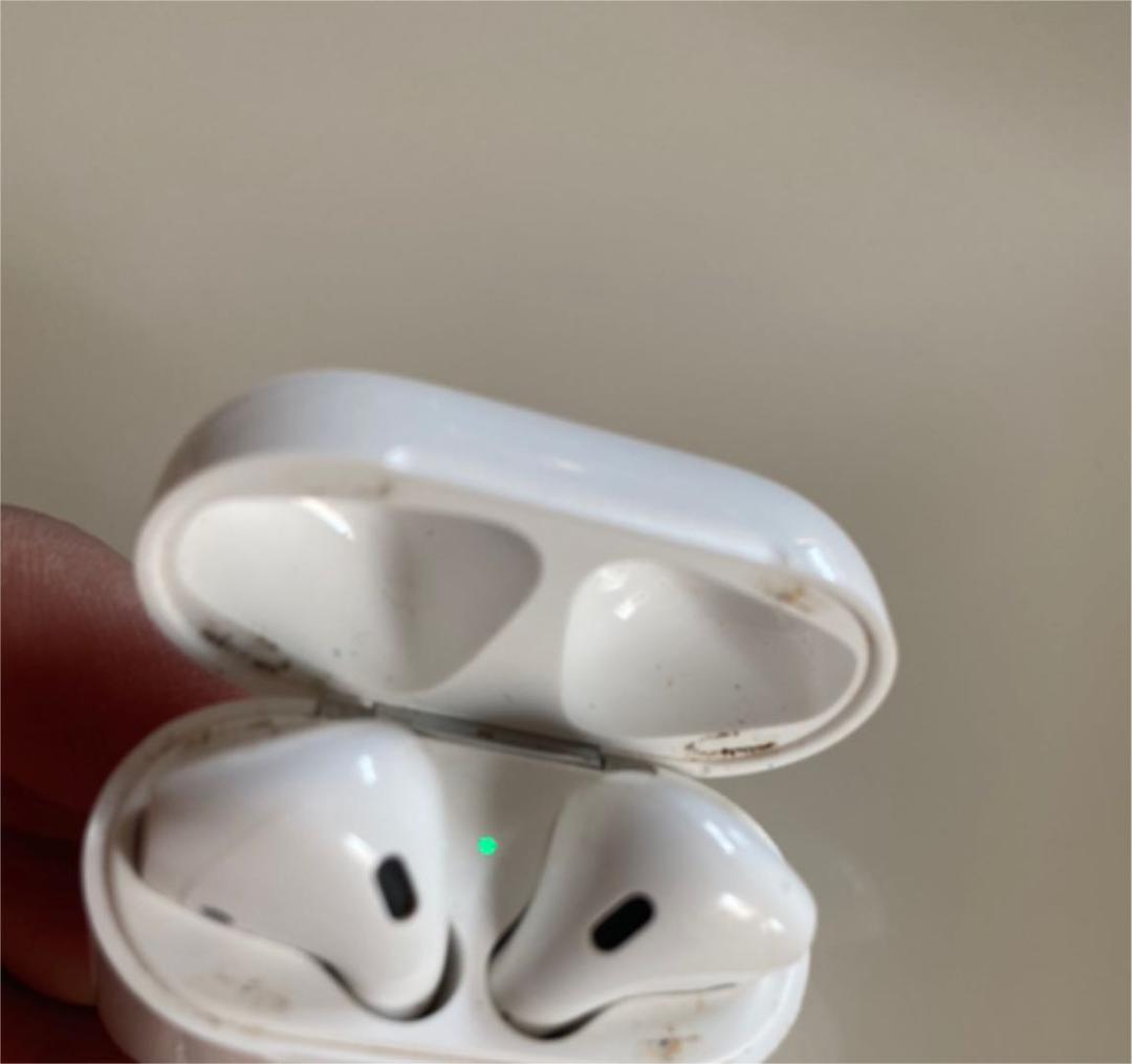 Apple AirPods 第二世代