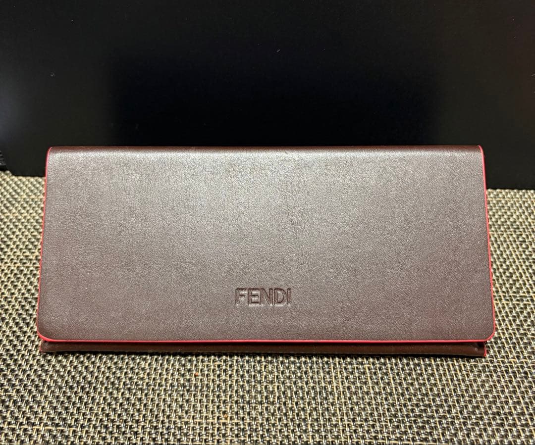 FENDI レディースサングラス