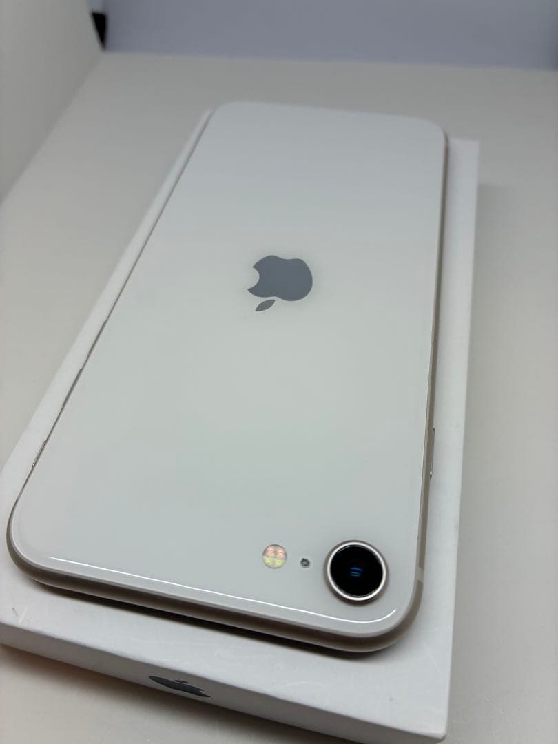 【極美品】iPhone SE3 128G SIMフリー　純正バッテリー100%