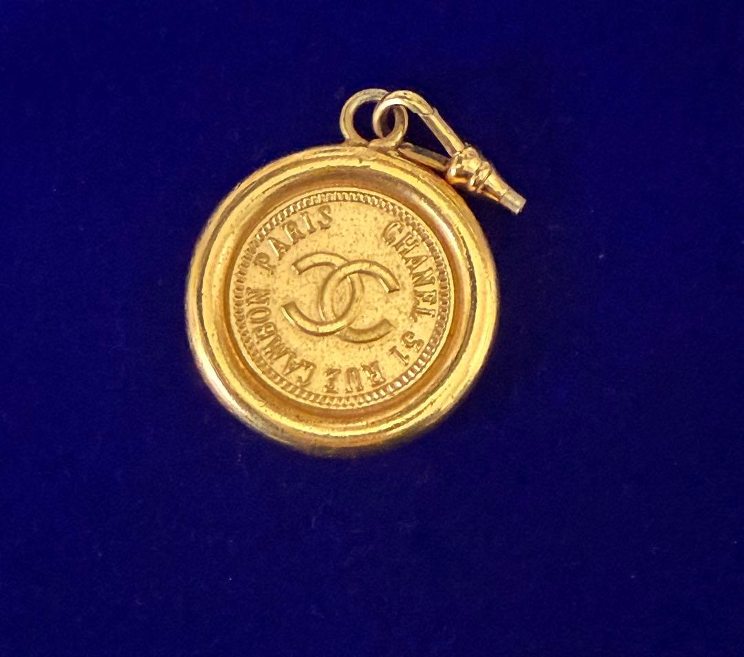 正規品 CHANEL チャーム ゴールド