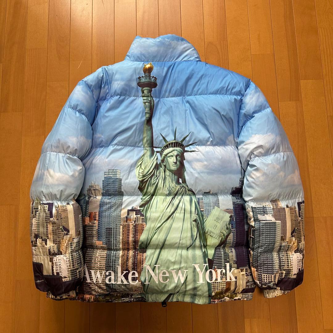   × Awake リバーシブル ダウンジャケット