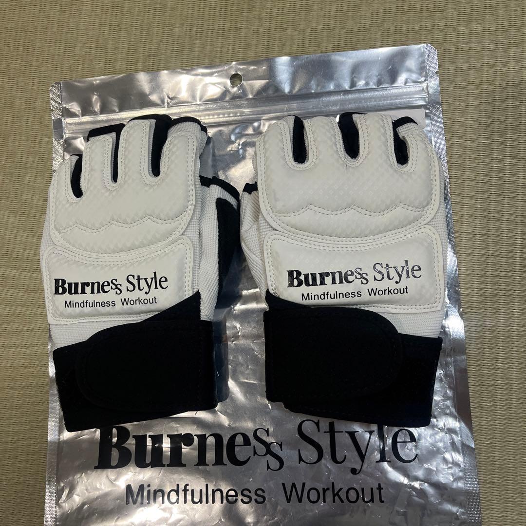 バーネススタイル　グローブ＆シューズセット　Sサイズ