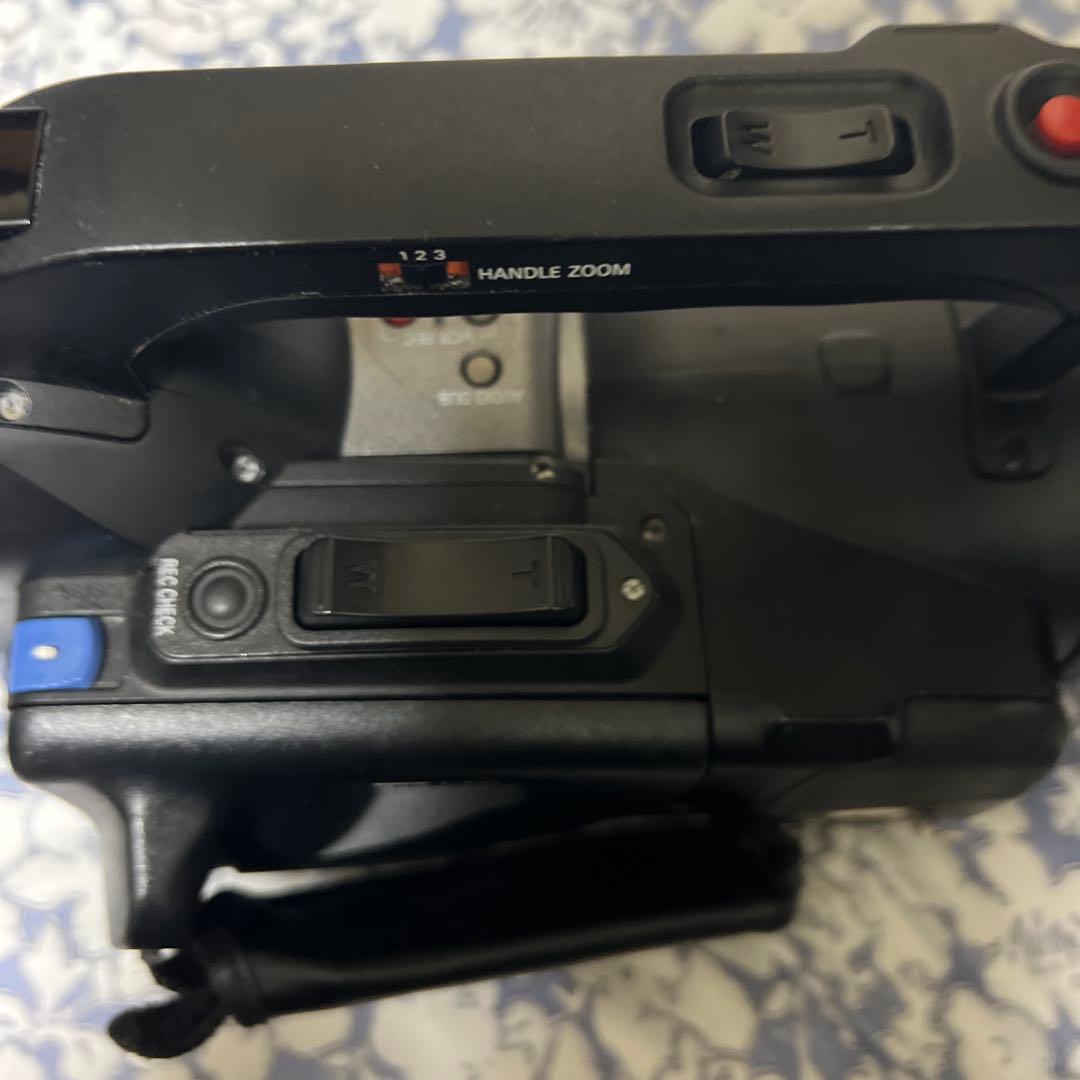 パナソニックmini DVカムレコーダ- AG-DVX100A通電ok ジャンク