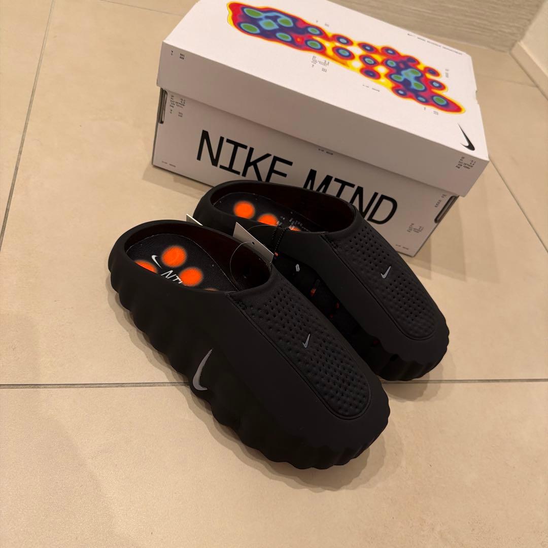 Nike Mind ブラックサンダル