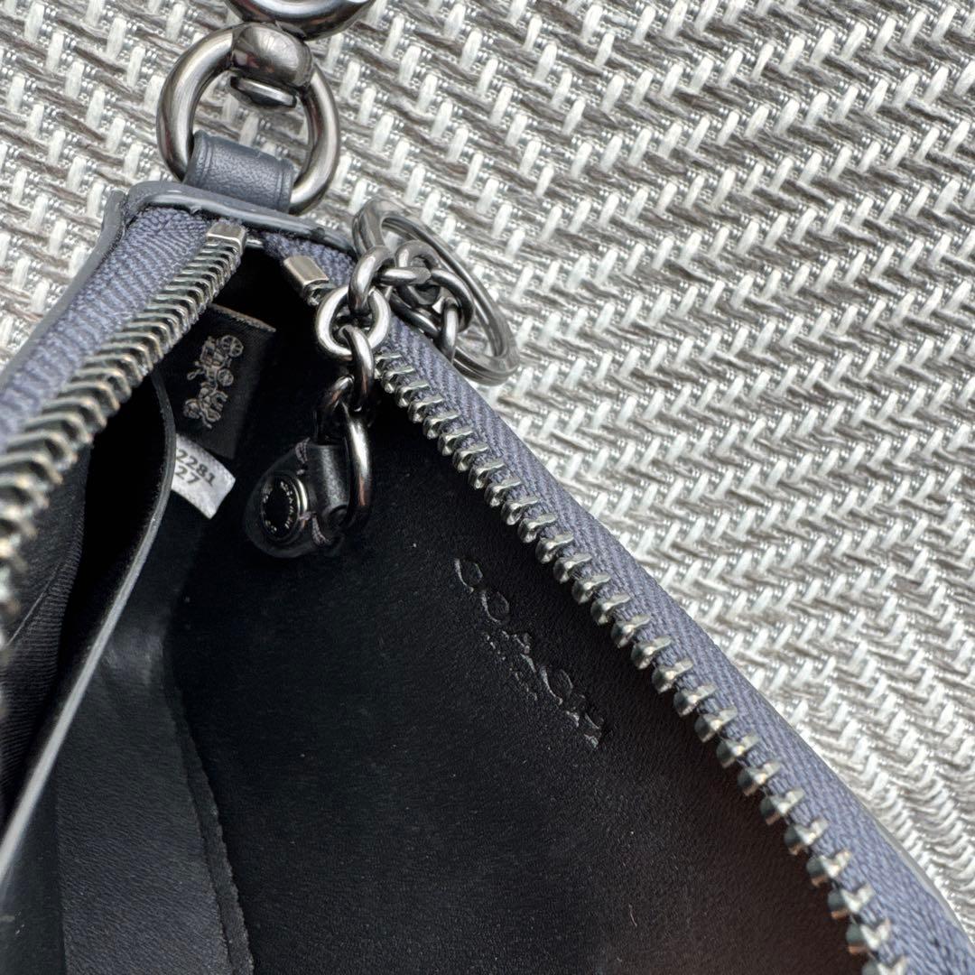 値下げ　COACH コーチ　ダークグレー キーケース カラビナ付き