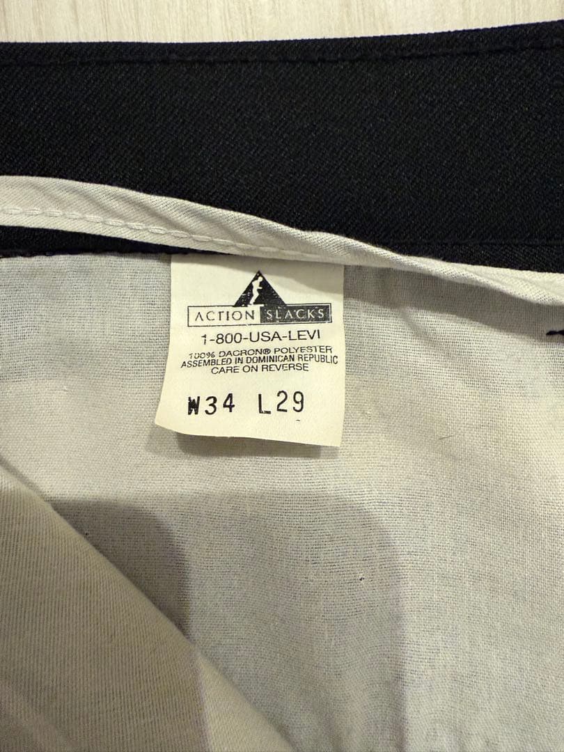 LEVIS ACTION SLACKS ブラック W34 L39 OVY
