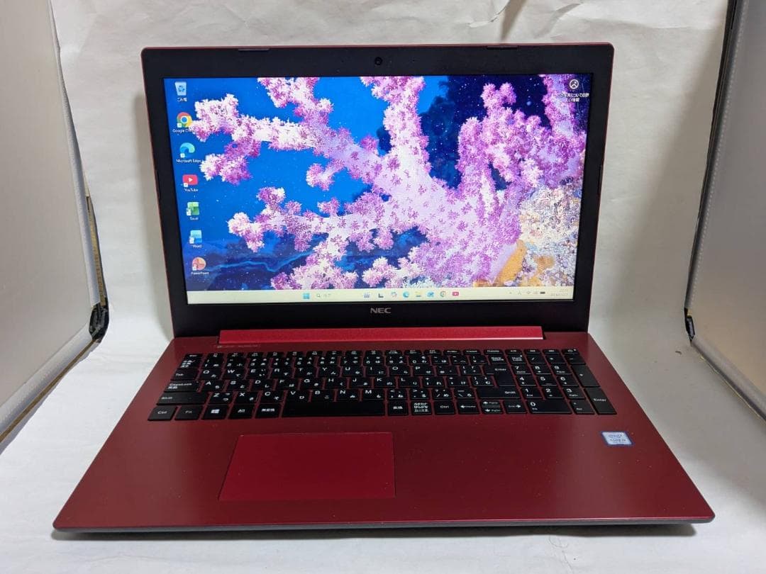 NEC　Lavie　NS300MAR　超美品赤　SSD　WIN11 Office
