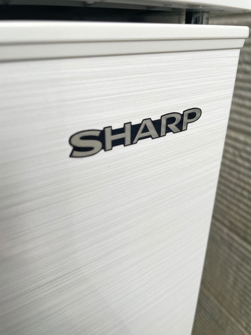595分解洗浄済み✨ シャープ 左右付け替え可能2ドア冷蔵庫 ホワイトインテリア