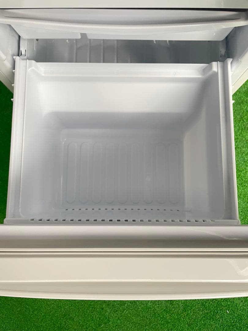 595分解洗浄済み✨ シャープ 左右付け替え可能2ドア冷蔵庫 ホワイトインテリア