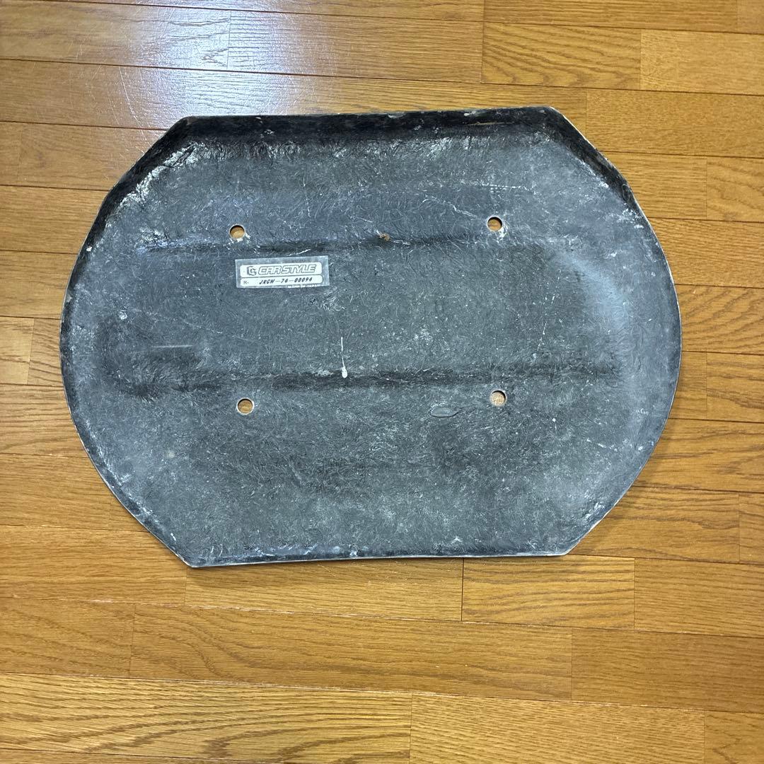 ジムニー　カースタイルリアゲートカバー