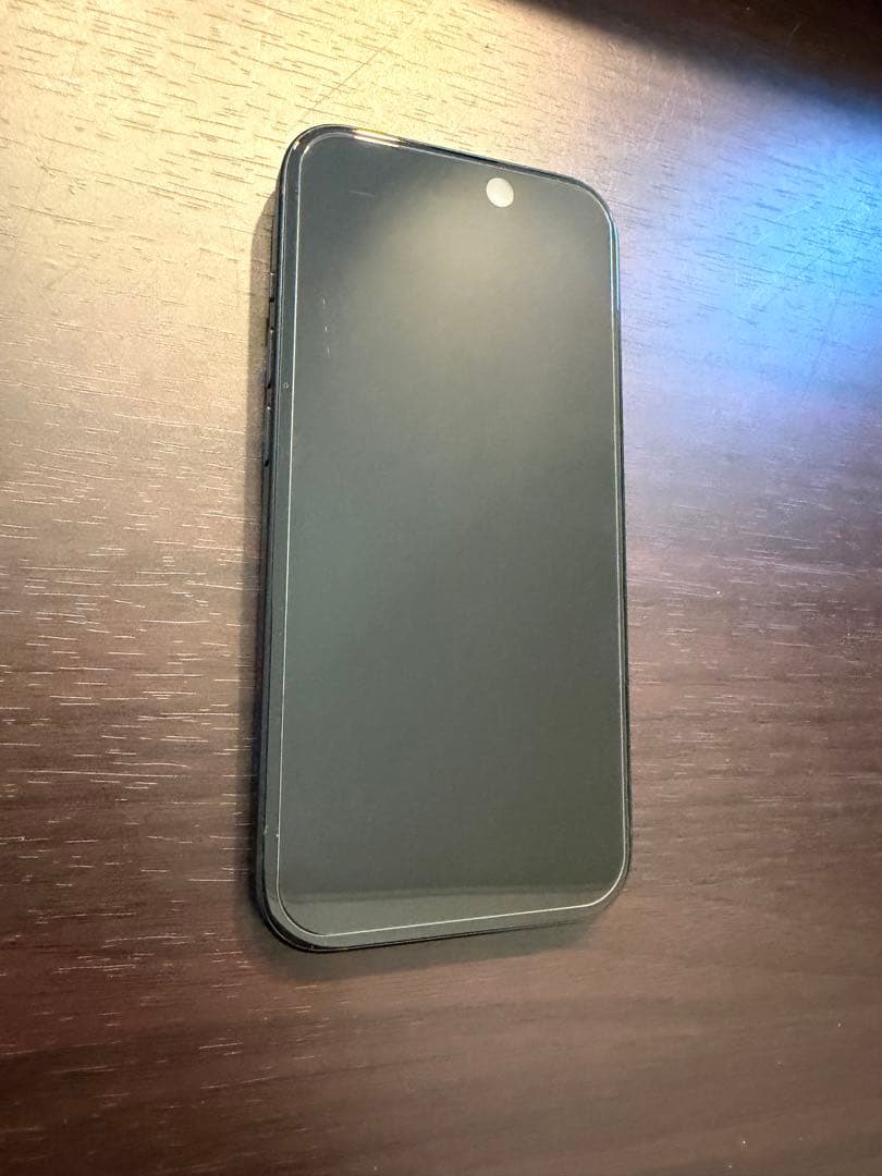 Apple iPhone 15 ブラック 本体 + ケース