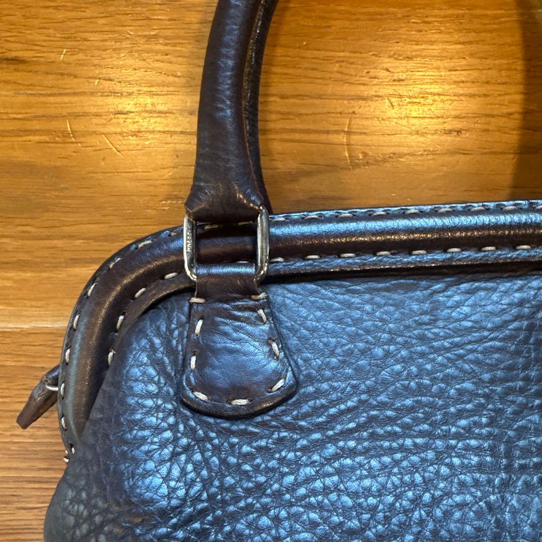 FENDI レザー ハンドバッグ ステッチデザイン