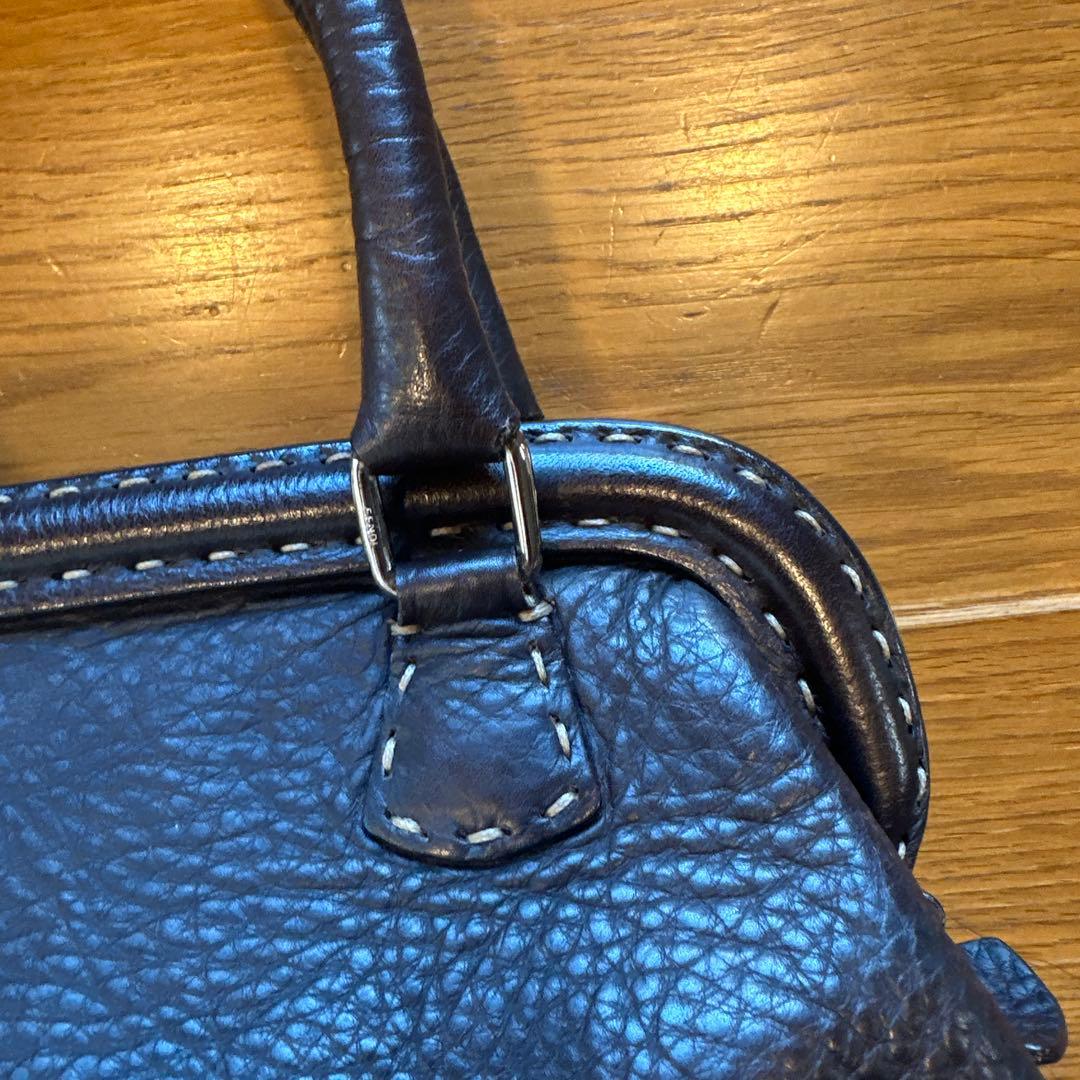 FENDI レザー ハンドバッグ ステッチデザイン