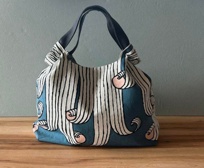 【はなこ】ミナペルホネンハンドメイドシャーリングバッグ（スイング、ブルー）