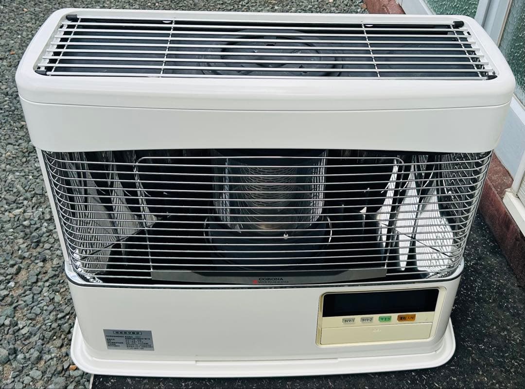 コロナ　石油ストーブ　2017年製