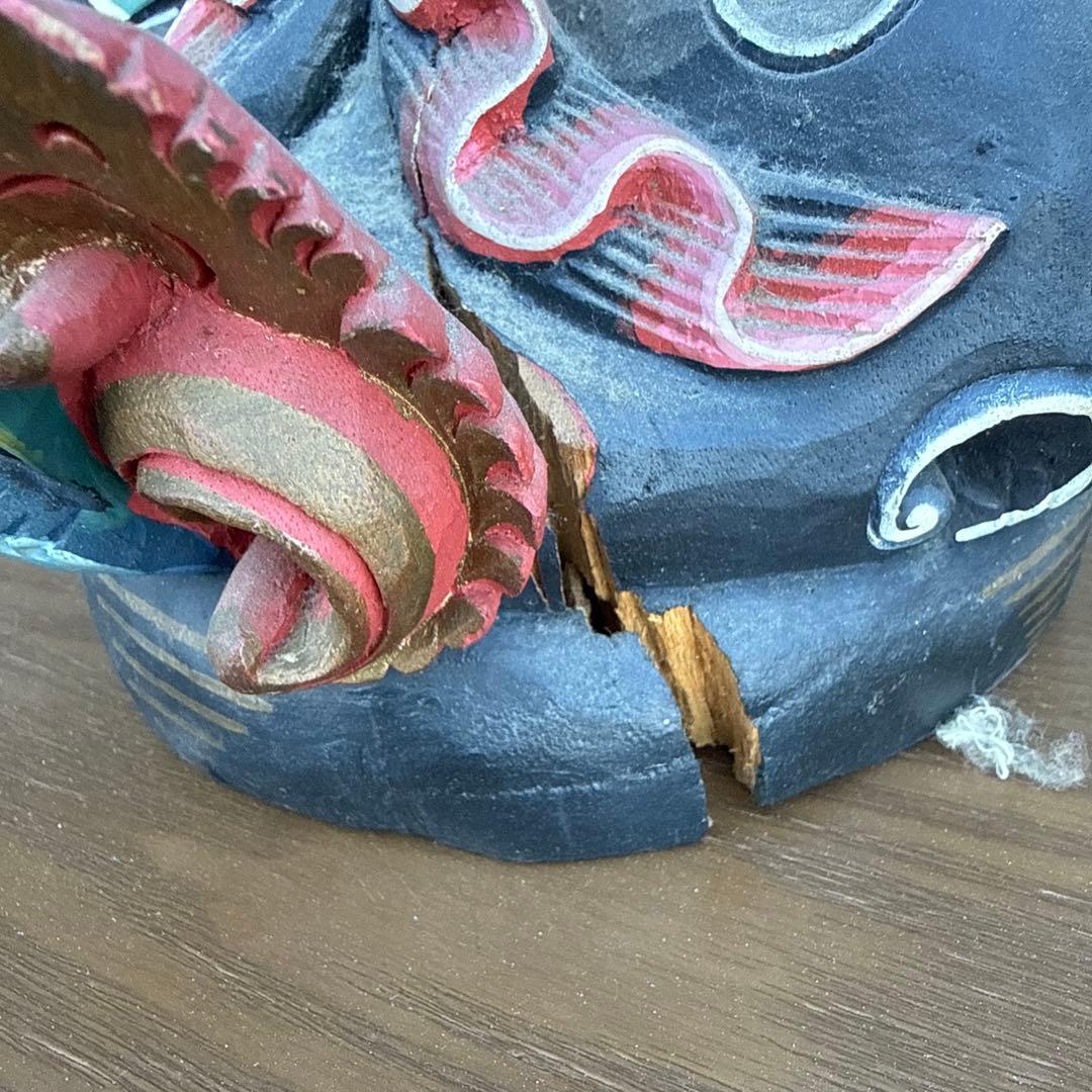 木製神話的生き物彫刻