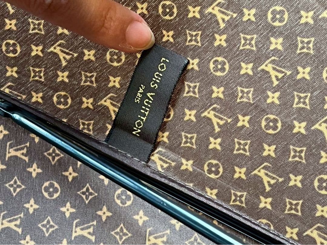 【試し使いのみ】LOUIS VUITTONモノグラム パラプルュイ ジブレ 傘